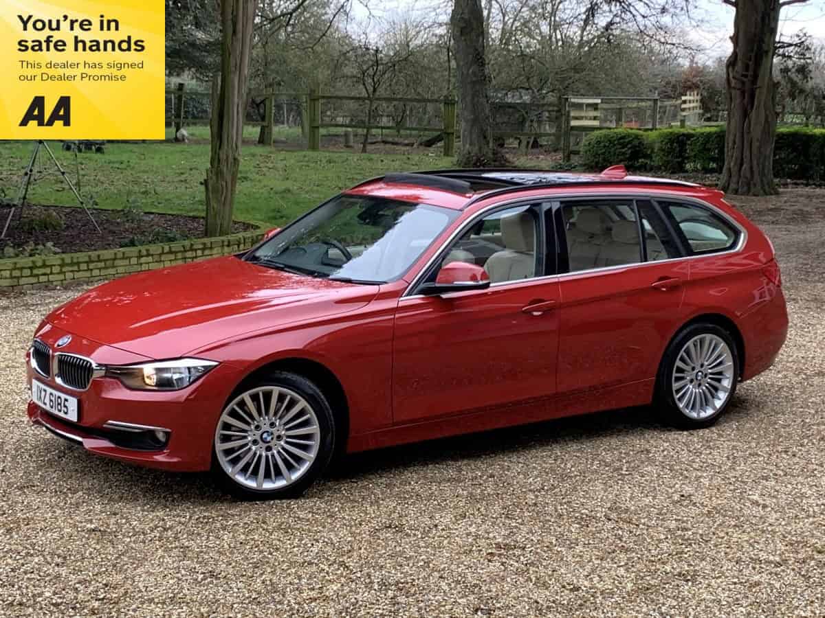 '15' BMW 330d Luxury Automatic Touring Main Image