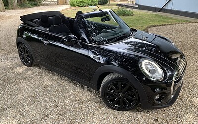 ’17’ MINI Convertible 1.5 Cooper Auto CHILI pk.