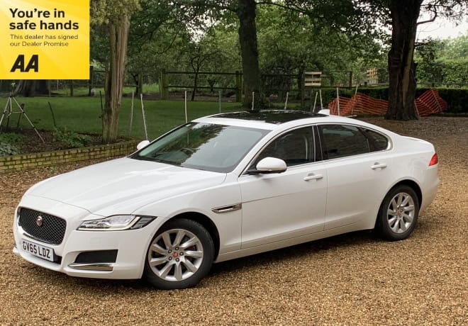 '65' Jaguar XF 2.0d Portfolio Auto Saloon